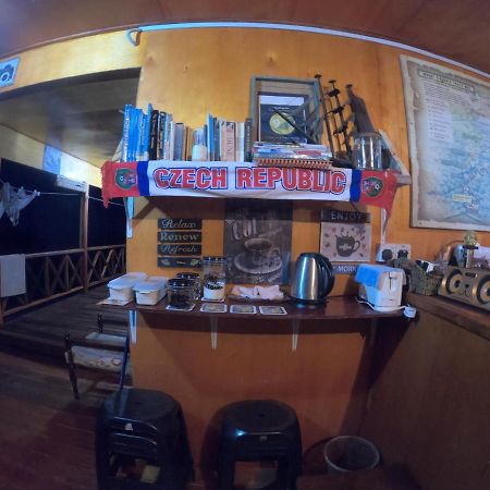 Tajau Laut Guesthouse Kudat Exterior photo