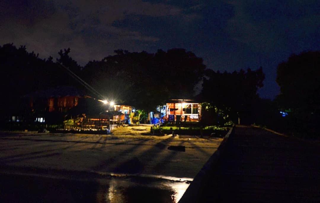 Tajau Laut Guesthouse Kudat Exterior photo