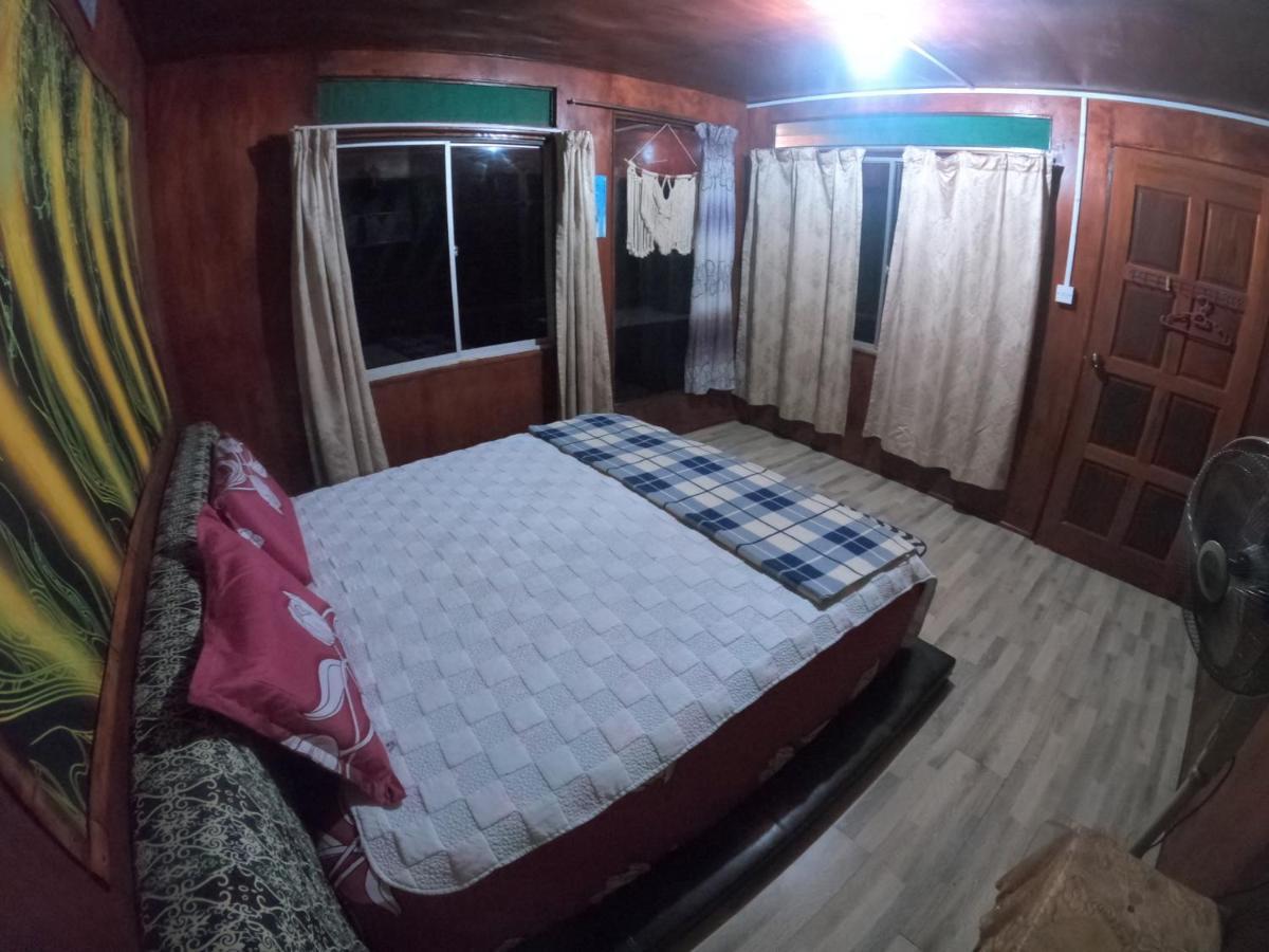 Tajau Laut Guesthouse Kudat Exterior photo