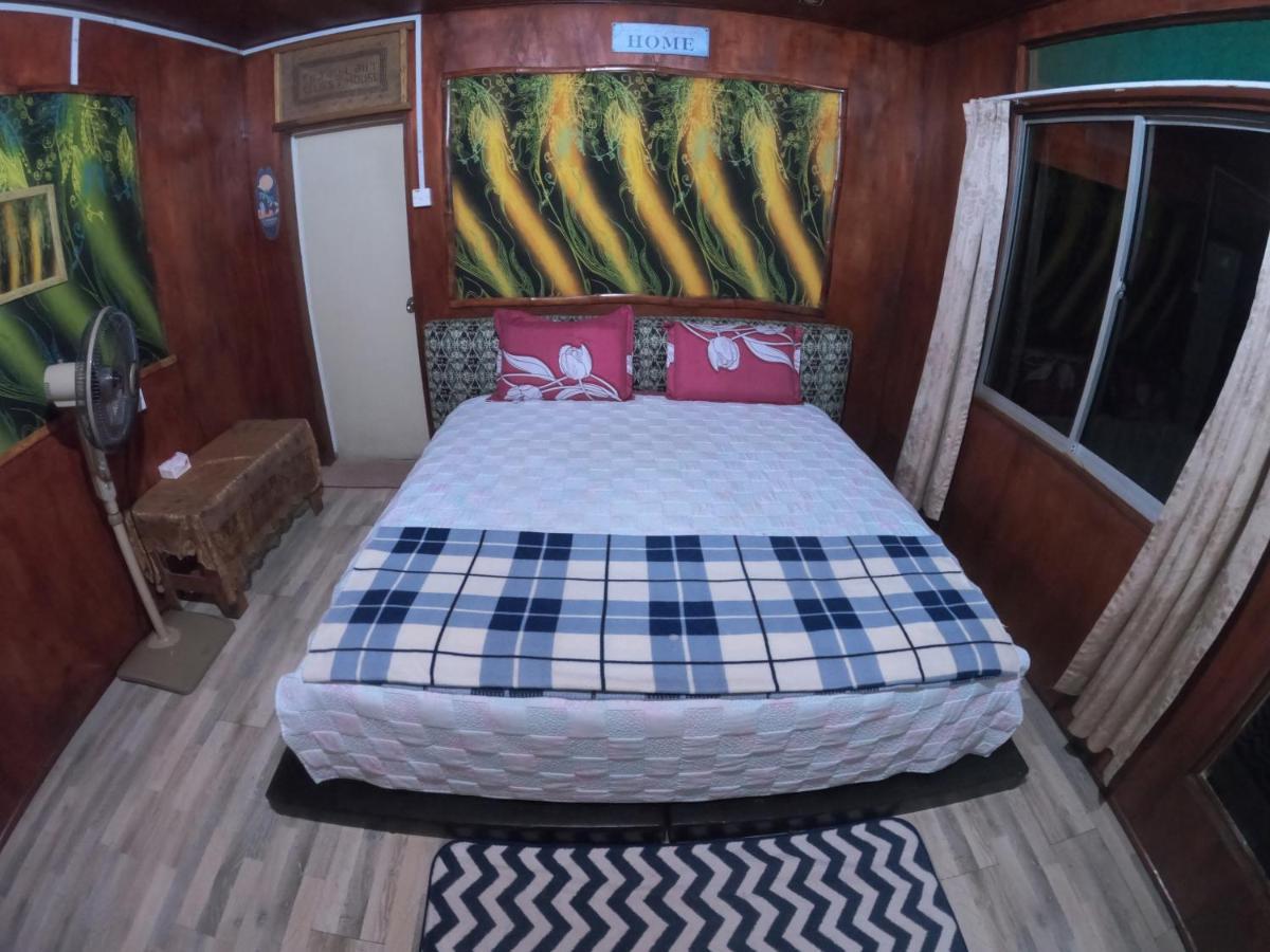 Tajau Laut Guesthouse Kudat Exterior photo